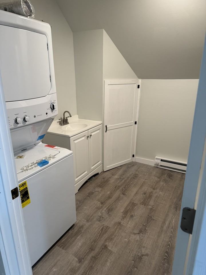 28 Chittenden Rd #B - Photo 4 of 6