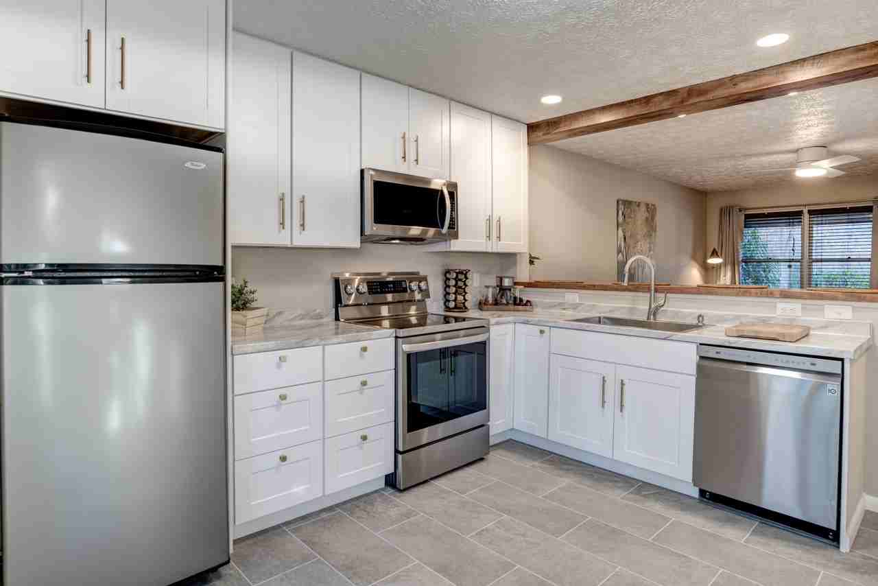 203 Buck Cove Terrace #203 - Photo 6 of 19