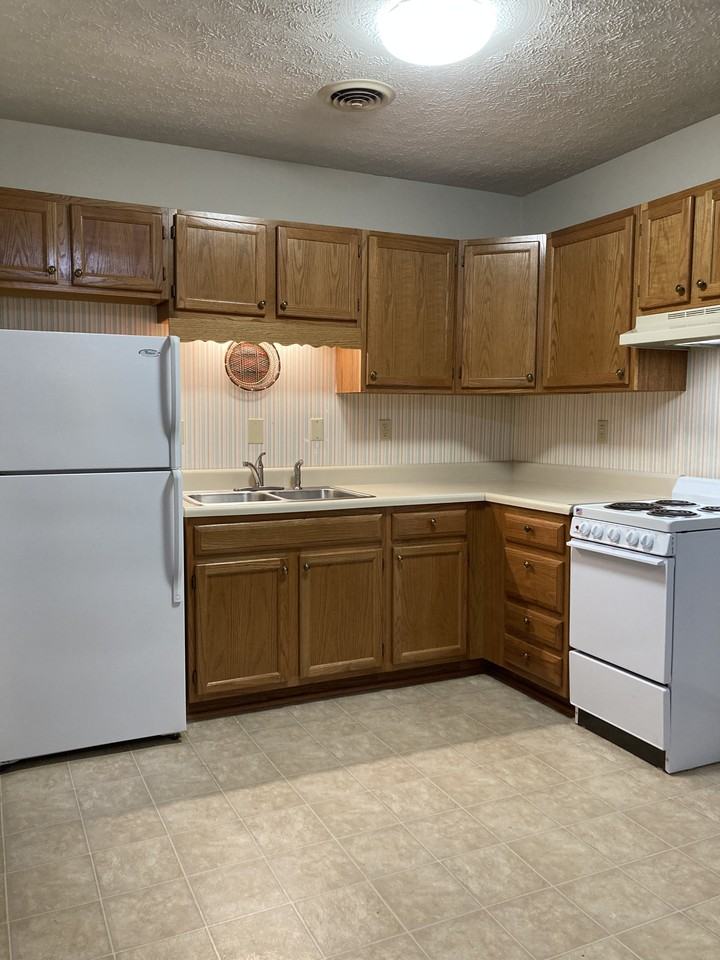 258 Blue Spruce Lane #201 - Photo 3 of 8