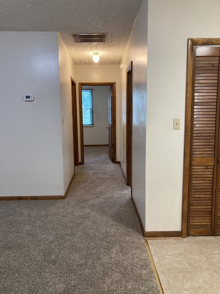 258 Blue Spruce Lane #201 - Photo 4 of 8