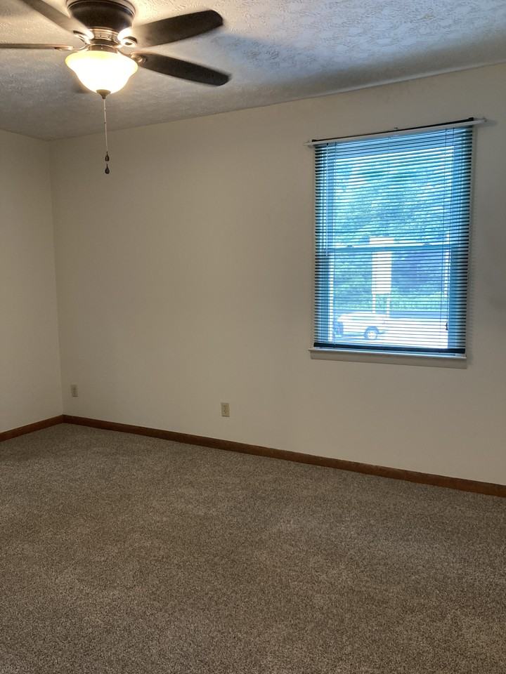 258 Blue Spruce Lane #201 - Photo 5 of 8