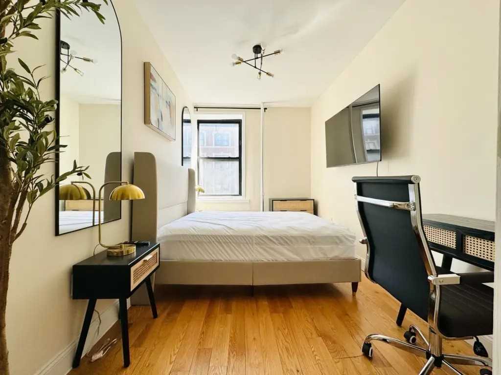 Rogers Ave & President St 652, New York, NY 11225 Room for 1,150