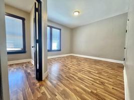 featured image of 326 E Washington St #12