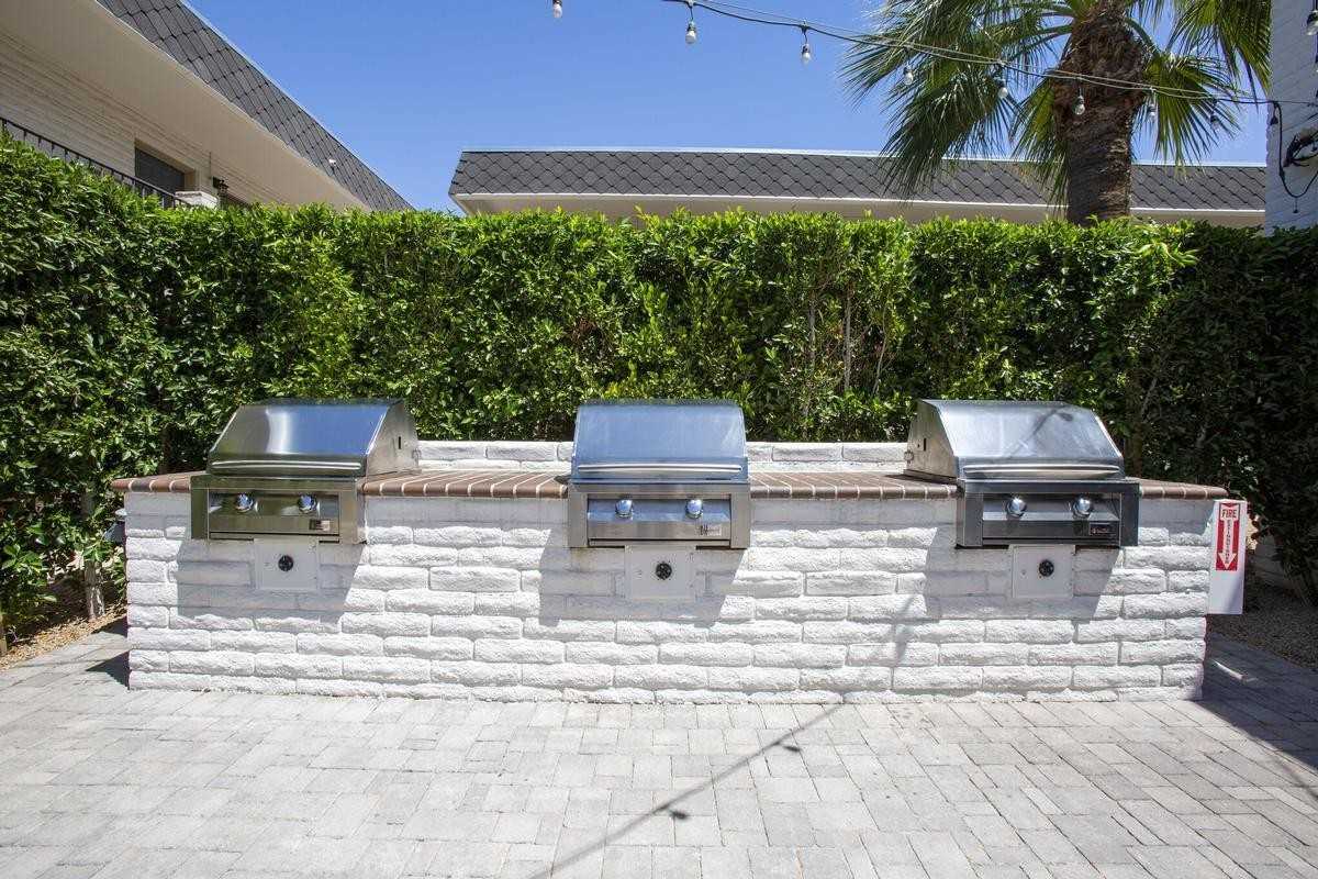 3101 N 32nd St - Photo 5 of 47