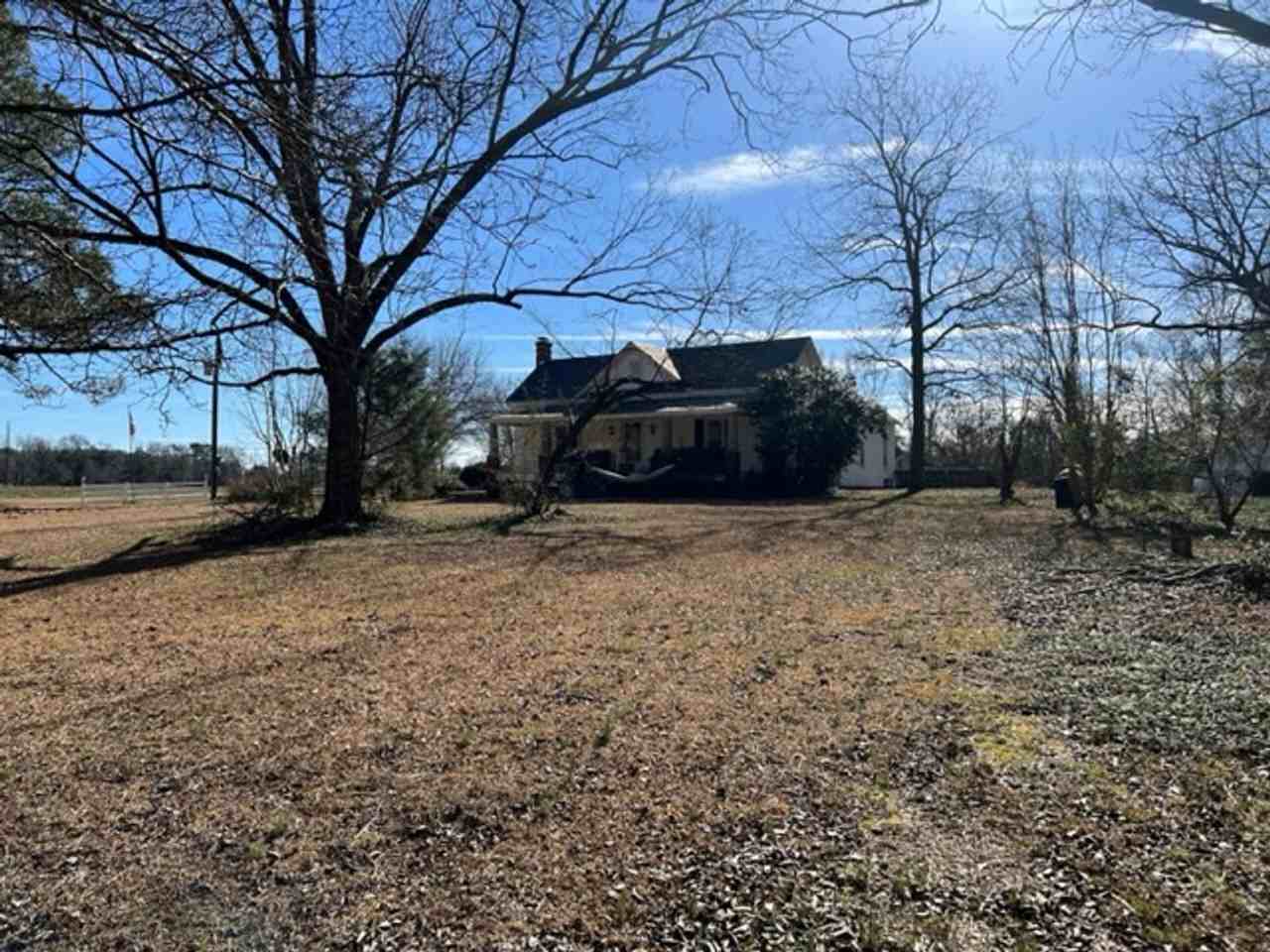 2232 Adcock Rd - Photo 2 of 31