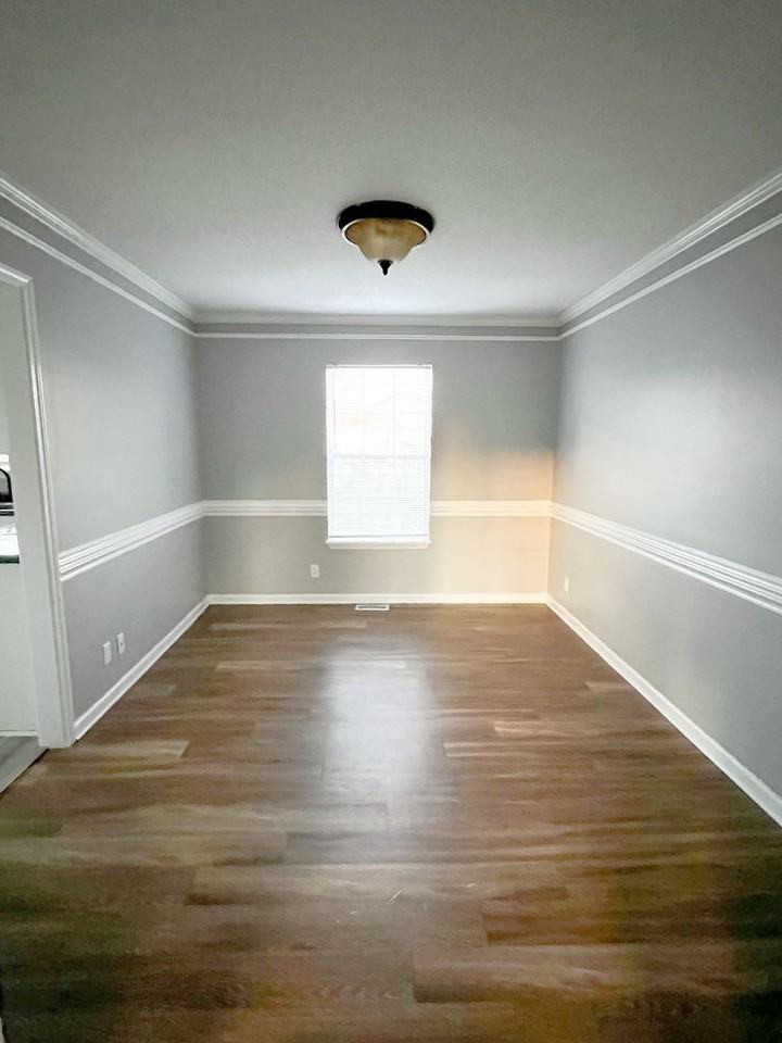 227 Windmeade Cir - Photo 3 of 13