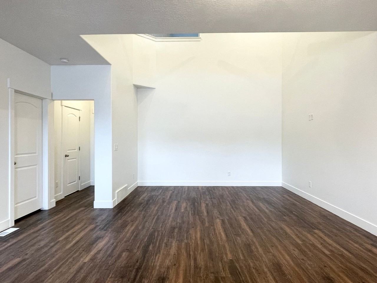 3977 W 1650 N - Photo 5 of 32
