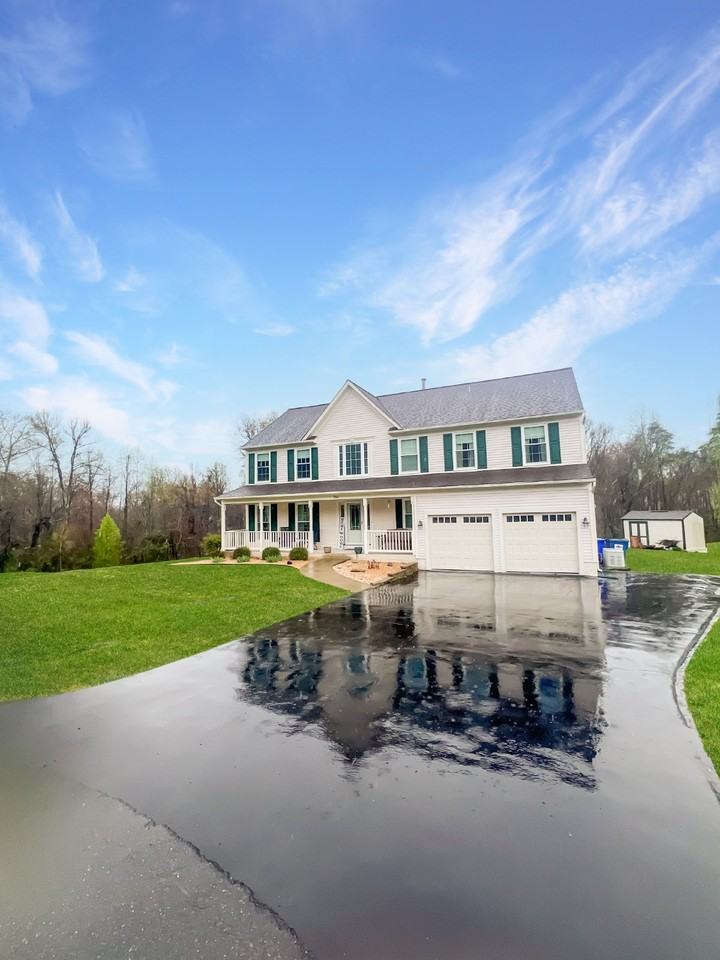 1 Evanshire Dr - Photo 3 of 46