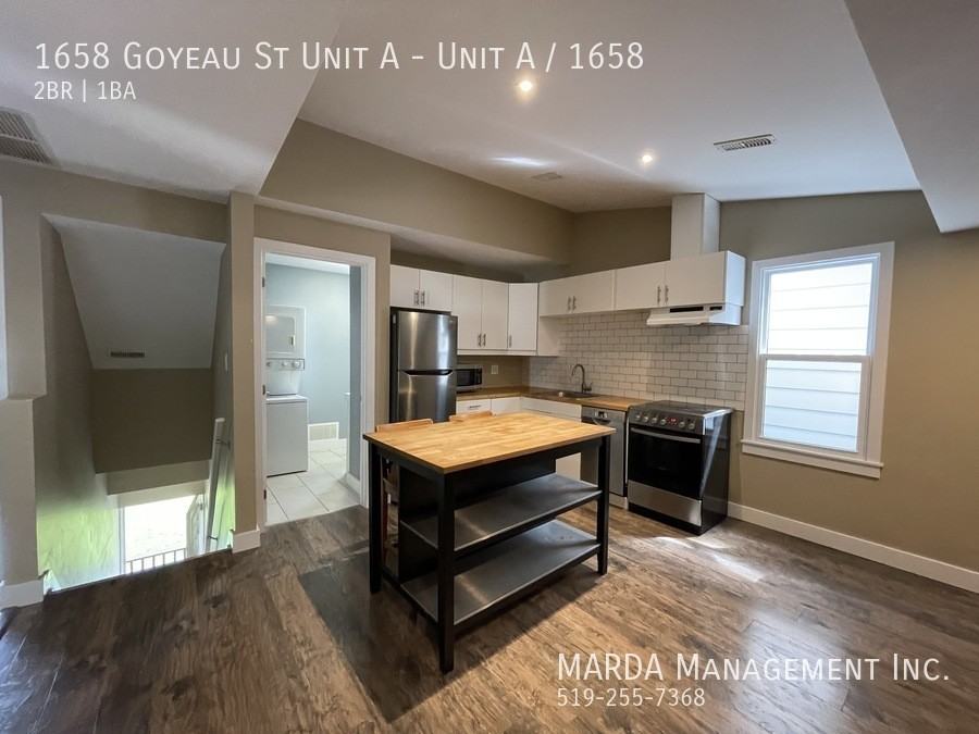 1658 Goyeau St Unit A - Photo 3 of 14