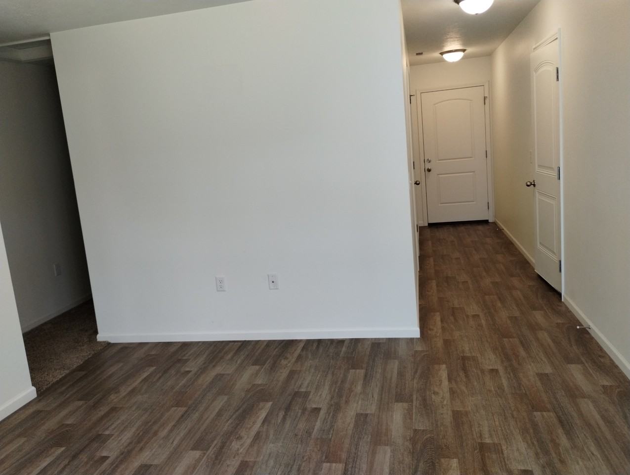 170 Pin Oak Ct #NA - Photo 3 of 15