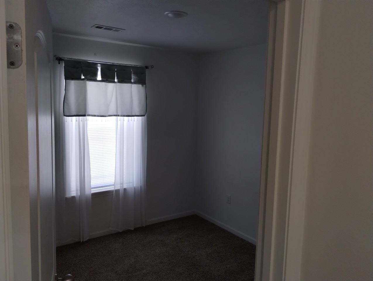 170 Pin Oak Ct #NA - Photo 7 of 15