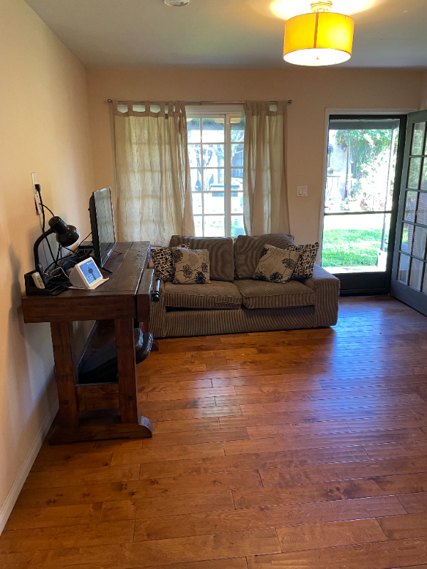 141 Sycamore Dr - Photo 3 of 9