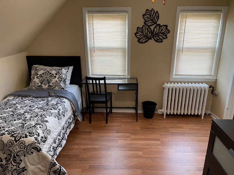 221 Anderson St #14 - Photo 2 of 6