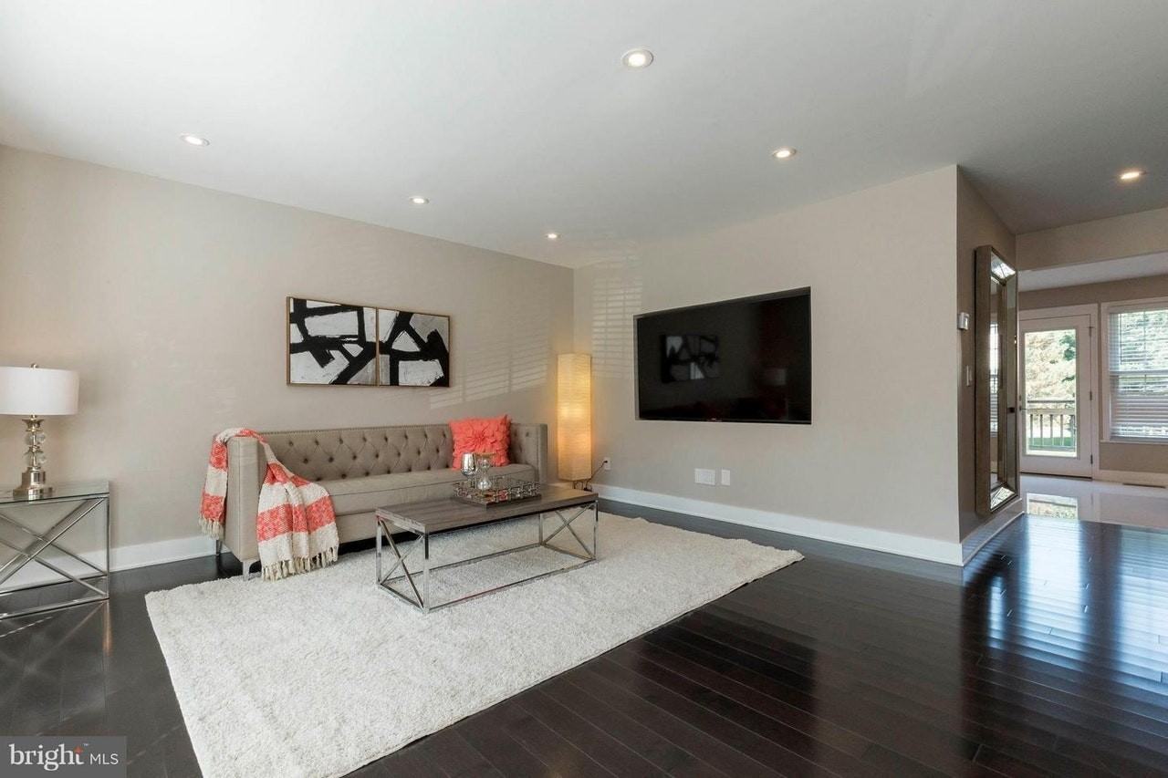 14220 Eagle Button Ct - Photo 2 of 18