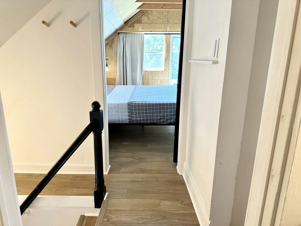 3354 West Kiowa Street, Unit B - Photo 3 of 15