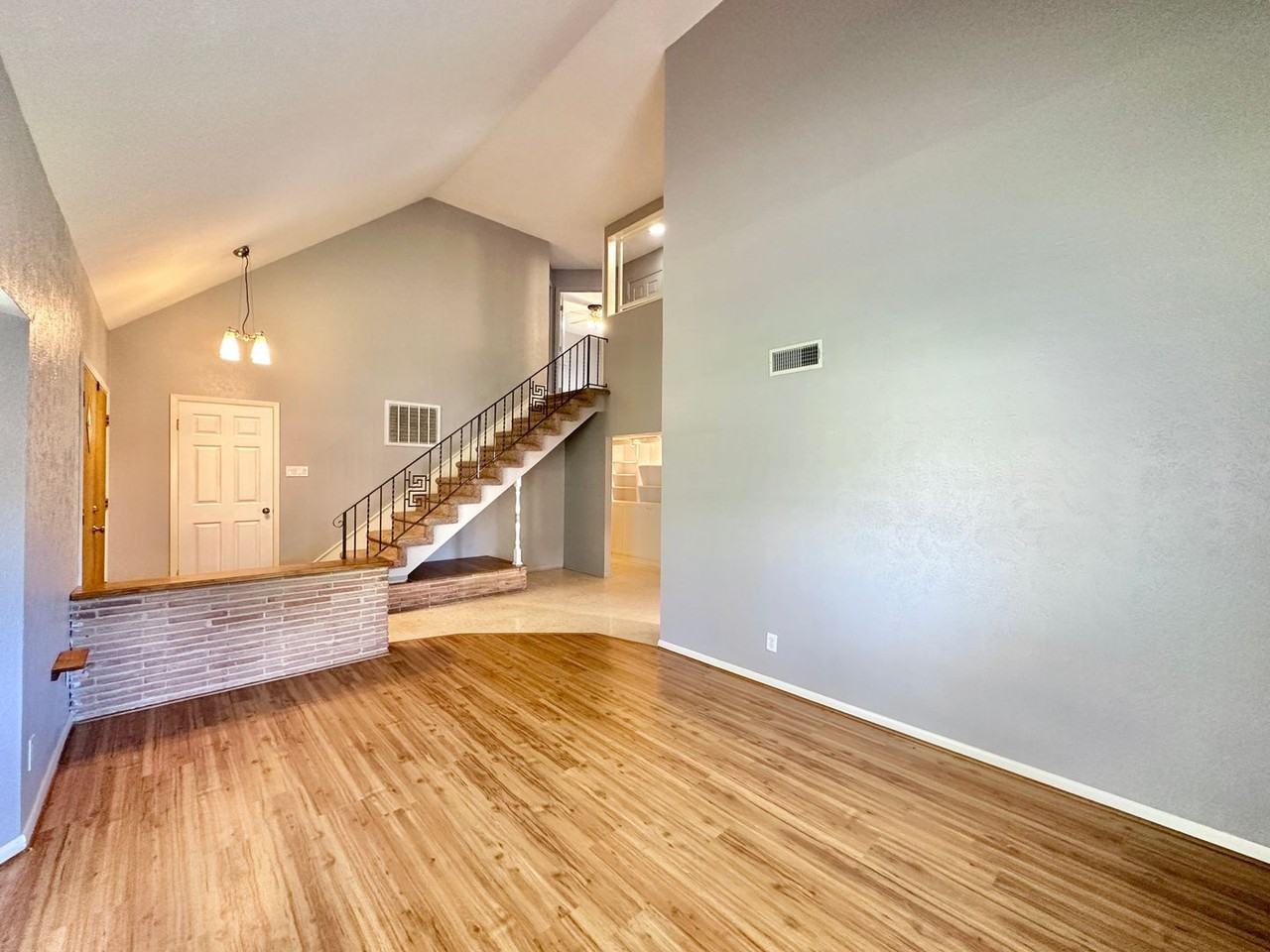 3 Ridgewood Dr - Photo 3 of 44