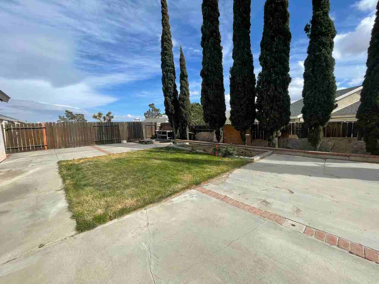 14299 Pinewood Drive - Photo 6 of 46