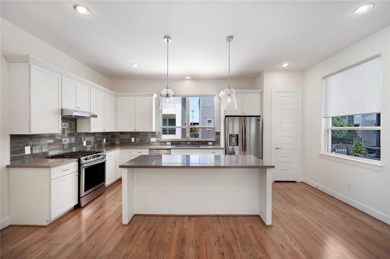2724 Eado Edge Ct - Photo 2 of 14