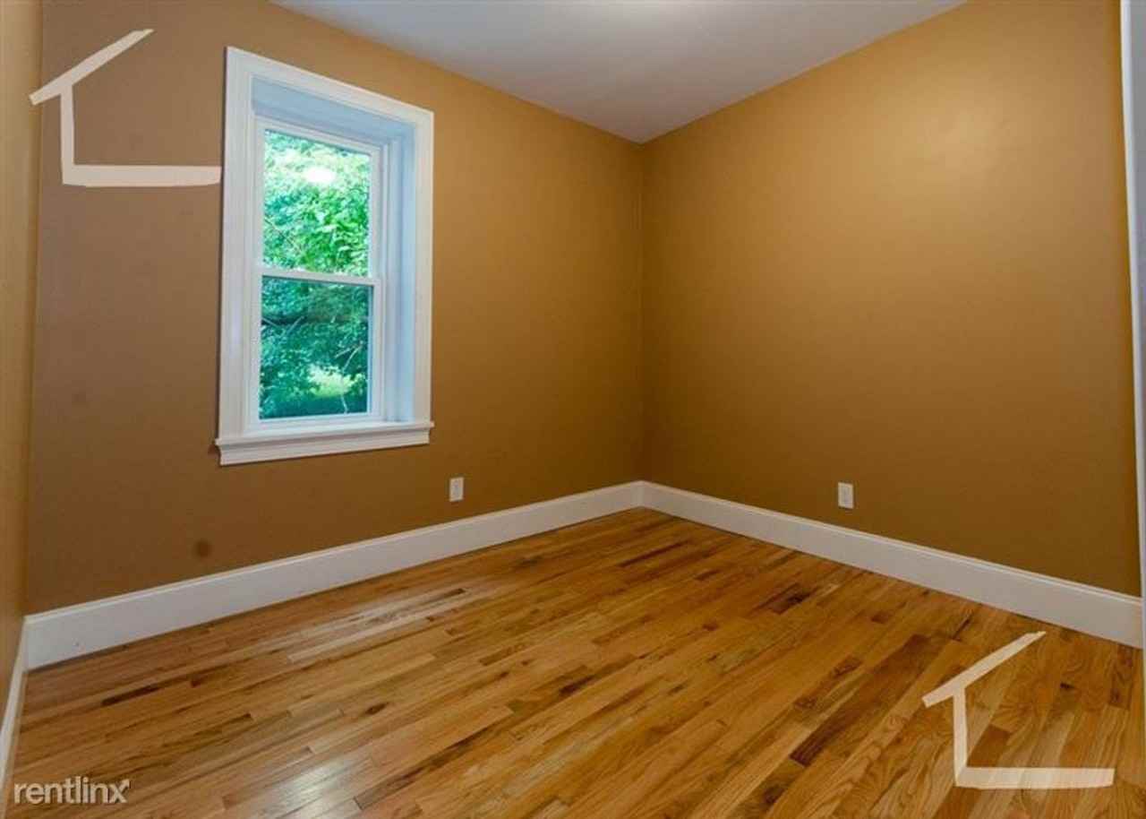 6 Lothian Rd - Photo 7 of 10