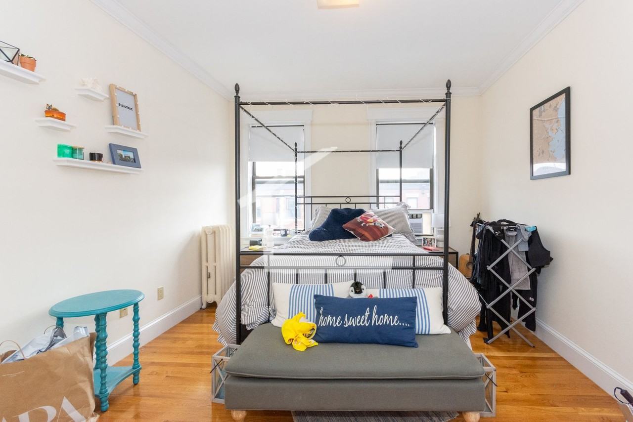 29 Glenville Avenue - Photo 7 of 11