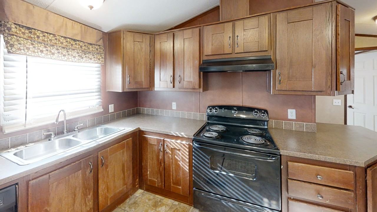413 N Avenue K - Photo 5 of 12