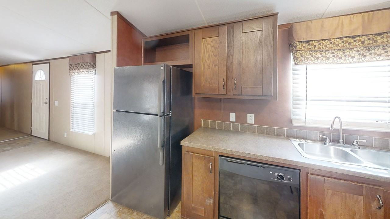 413 N Avenue K - Photo 6 of 12