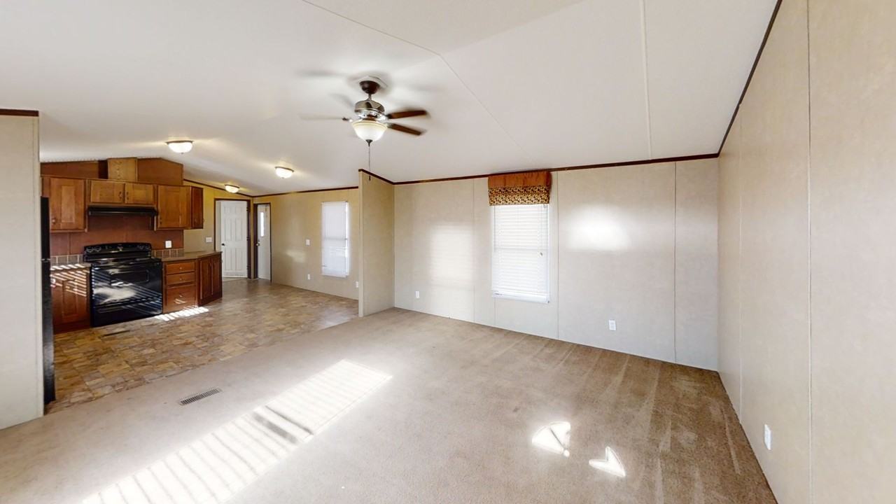 413 N Avenue K - Photo 7 of 12