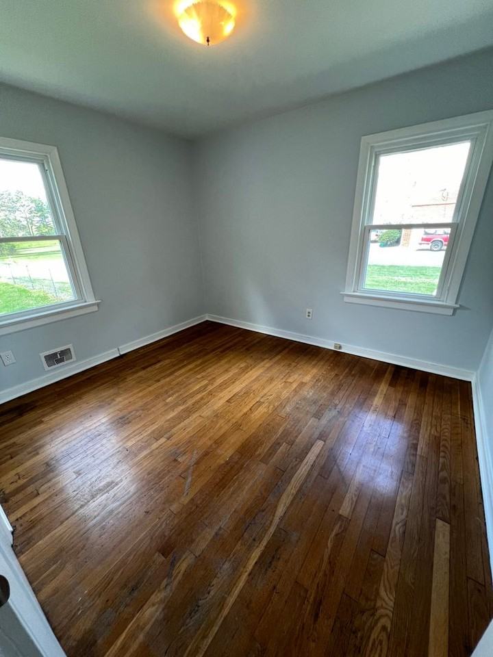 7650 Turner Rd - Photo 3 of 16