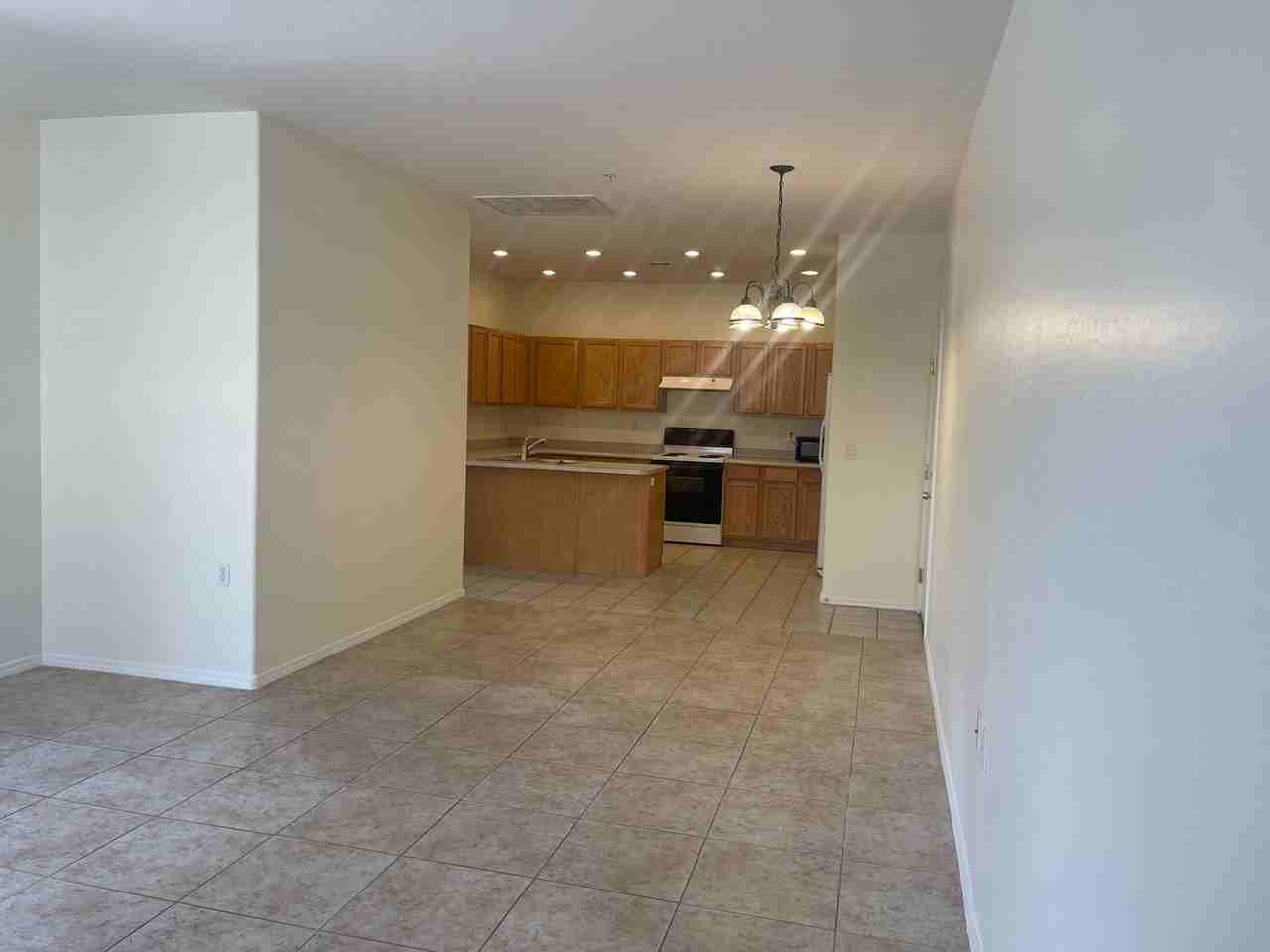 1149 S 17th St - Photo 3 of 13