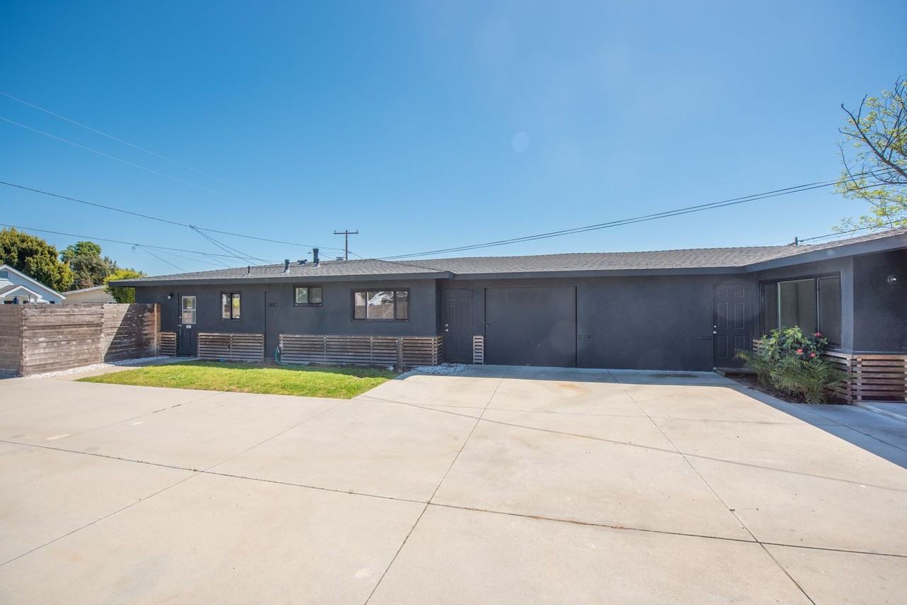 267 Costa Mesa St - Photo 2 of 20