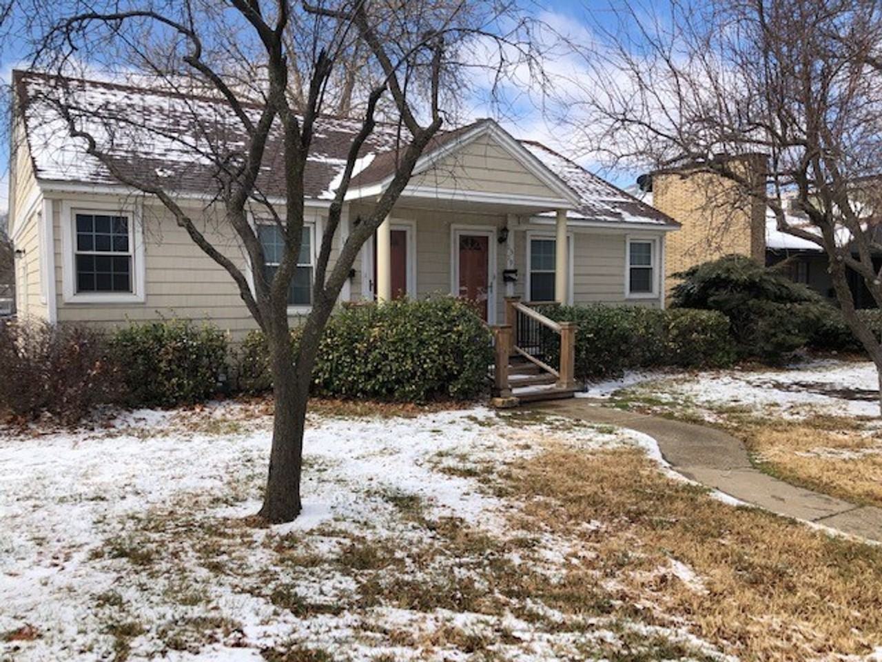 1319 Merchant St - Photo 2 of 13