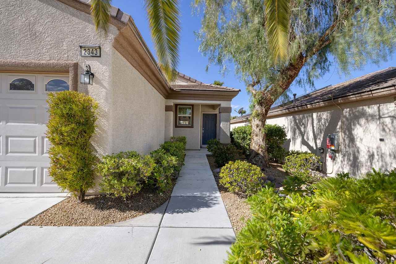 2343 Garnet Star St - Photo 2 of 24