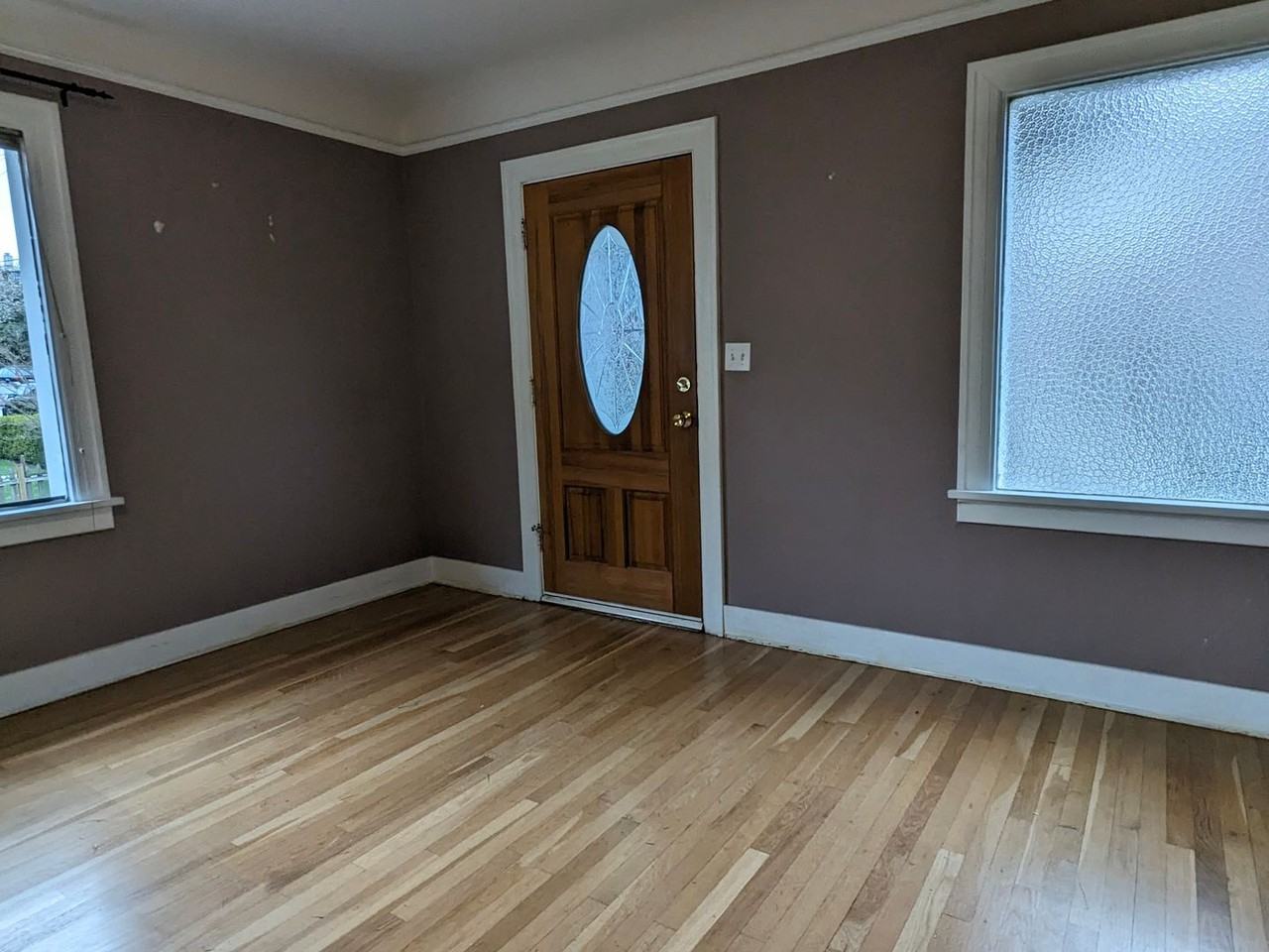 4110 32nd Ave Sw - Photo 3 of 25