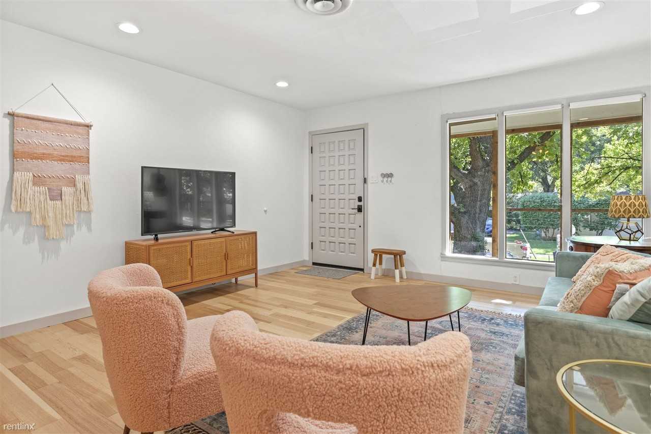 4121 Eldridge St - Photo 2 of 23