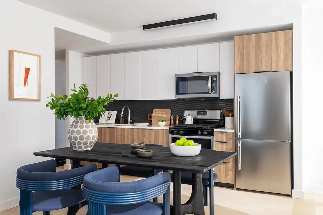 115 57th Ave - Photo 2 of 12