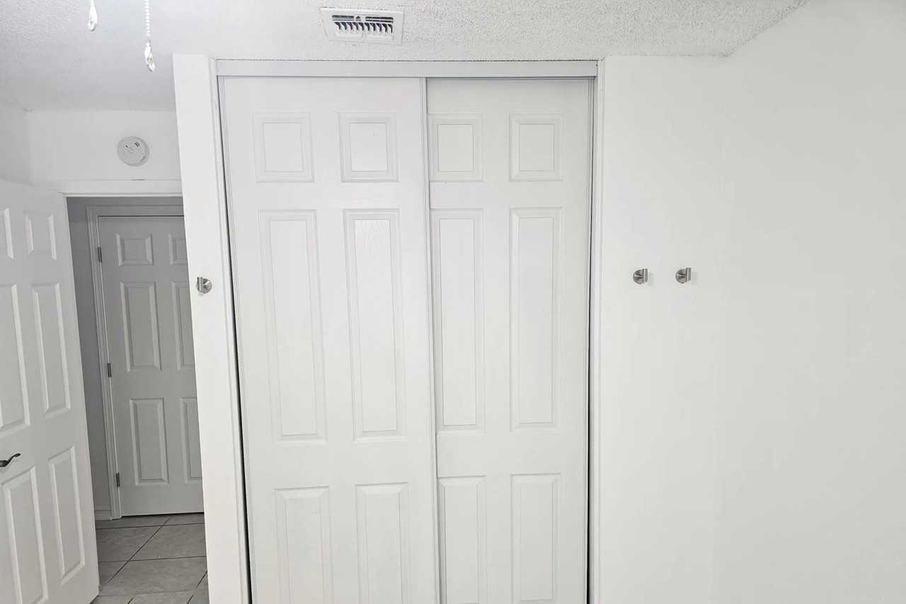 720 Trixis Ave - Photo 2 of 23