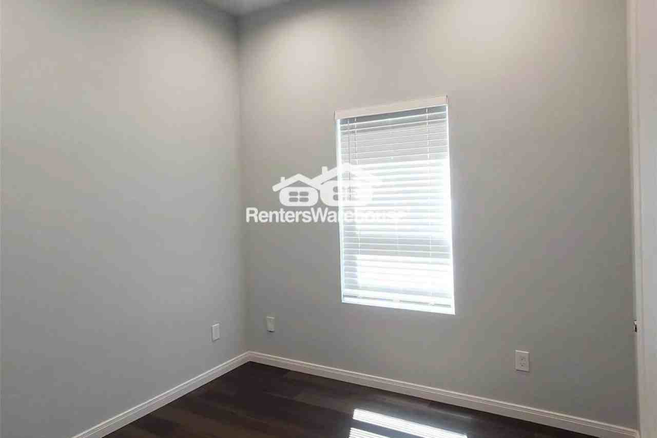 4932 Dalhart Dr - Photo 2 of 15