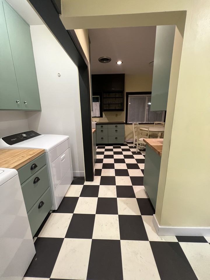 130 E Spruce St #NA - Photo 6 of 26