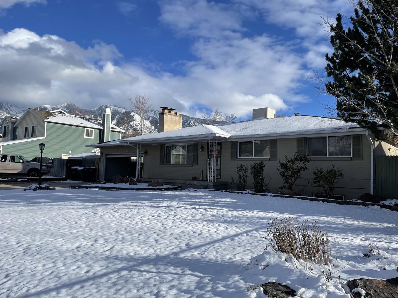 1736 E Tramway Dr #1 - Photo 3 of 24