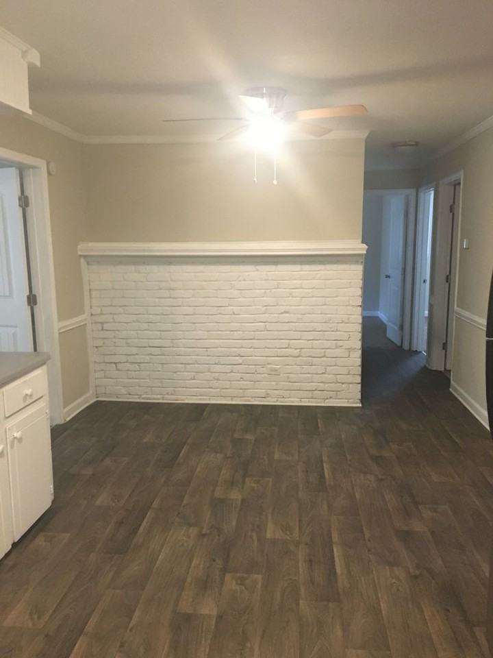2420 Rogers Ave - Photo 4 of 19