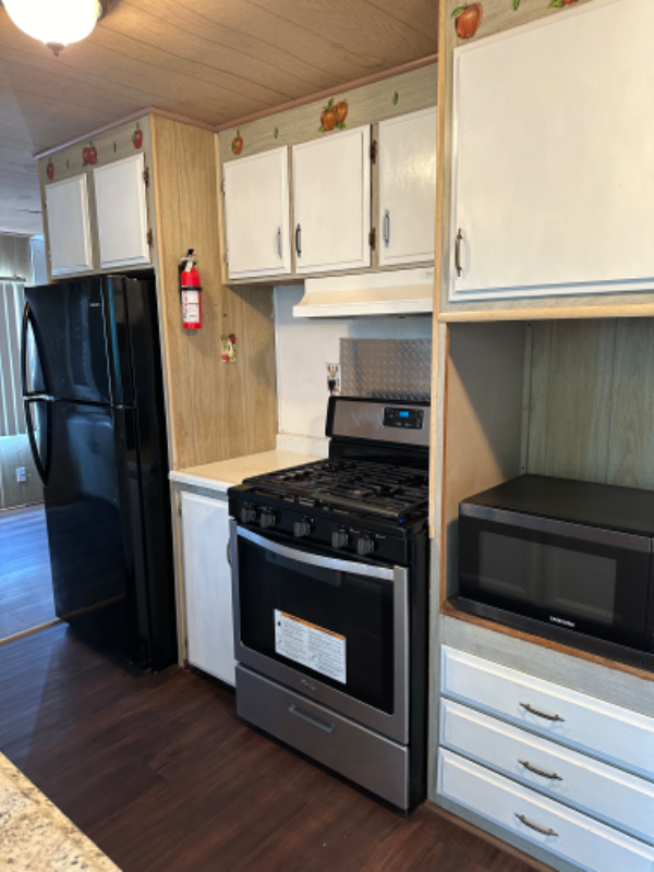 1732 Cherokee Rd - Photo 2 of 20