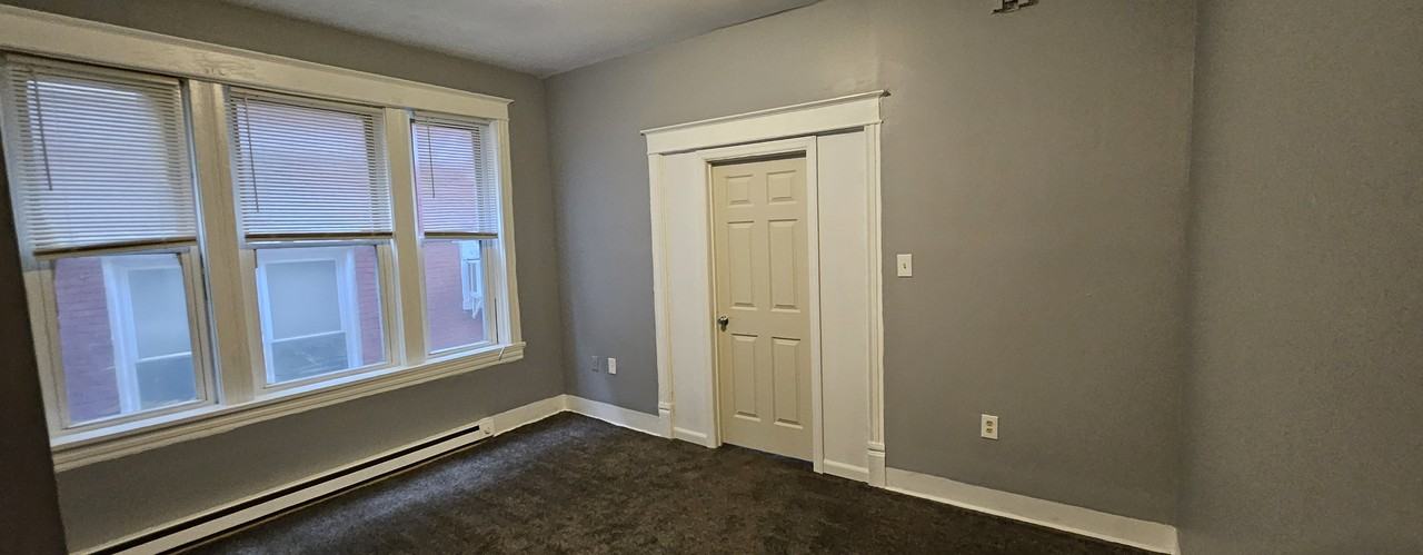 1815 Whitehall Street #1 - Photo 3 of 10