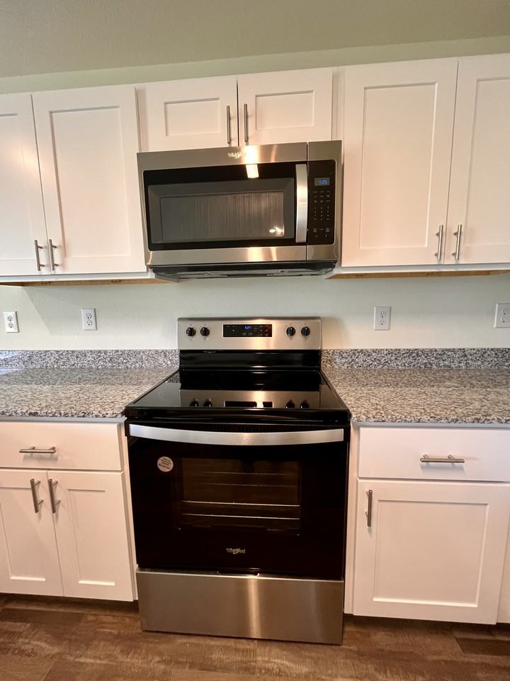 2210 Sw 4th St #NA - Photo 6 of 37