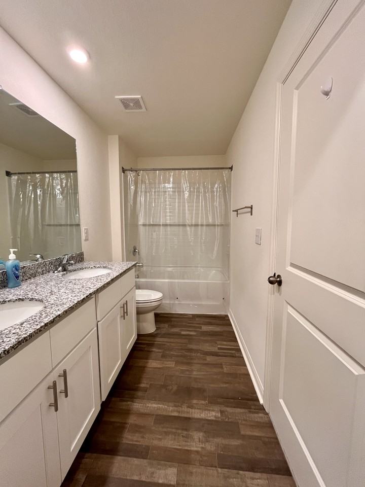 2210 Sw 4th St #NA - Photo 7 of 37