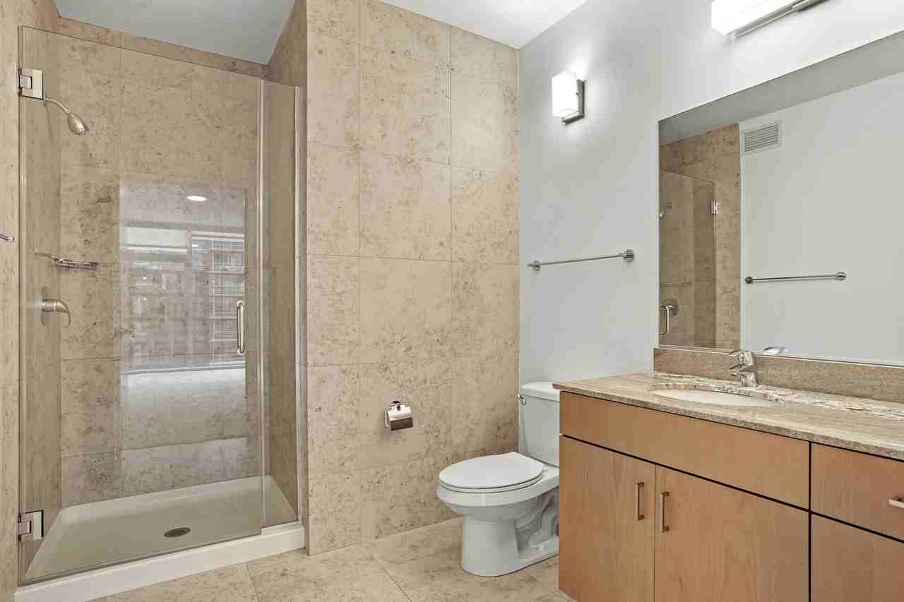 200 E Illinois St #1-1 - Photo 6 of 28