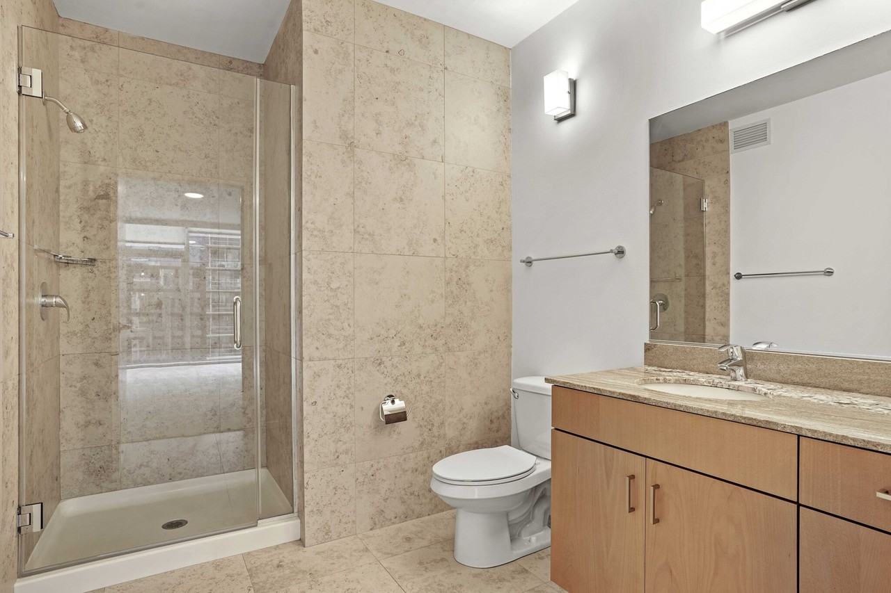 200 E Illinois St #1-1-5 - Photo 7 of 32