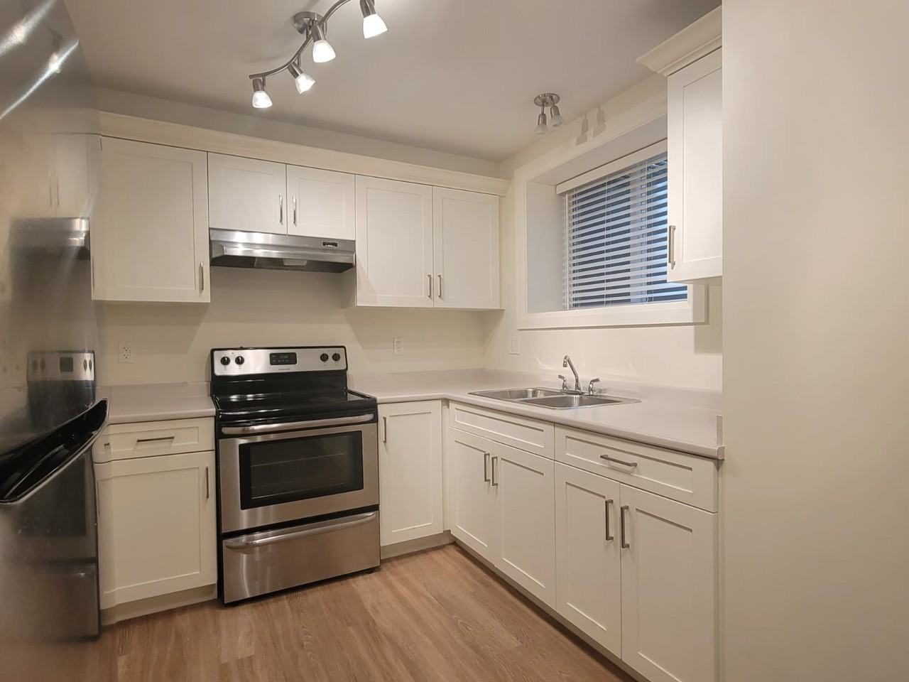 3028 Duval Rd - Photo 3 of 12