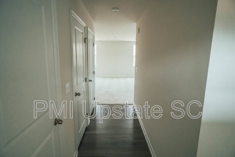 132 Wells Station Rd - Photo 4 of 50