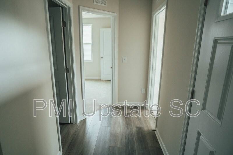 132 Wells Station Rd - Photo 5 of 50