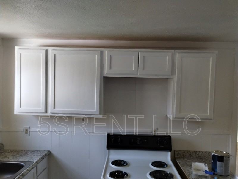 240 S Mary Ellen St - Photo 2 of 13